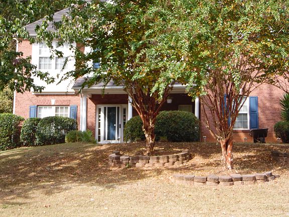 3rd image of 3339 Hunters Hill Dr