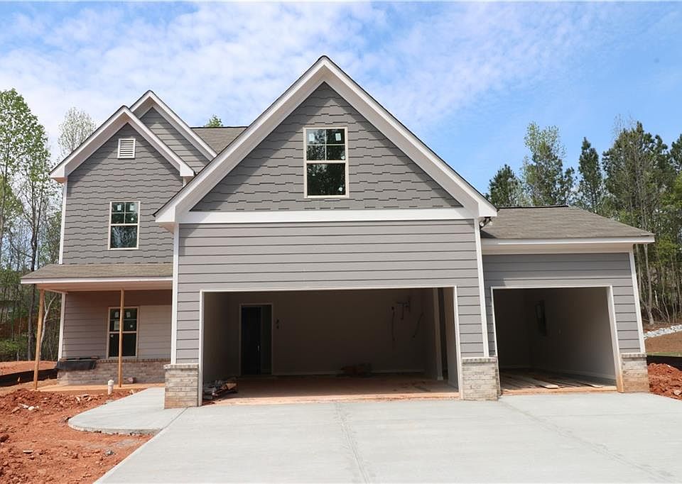 1st image of 250 Charlotte Dr