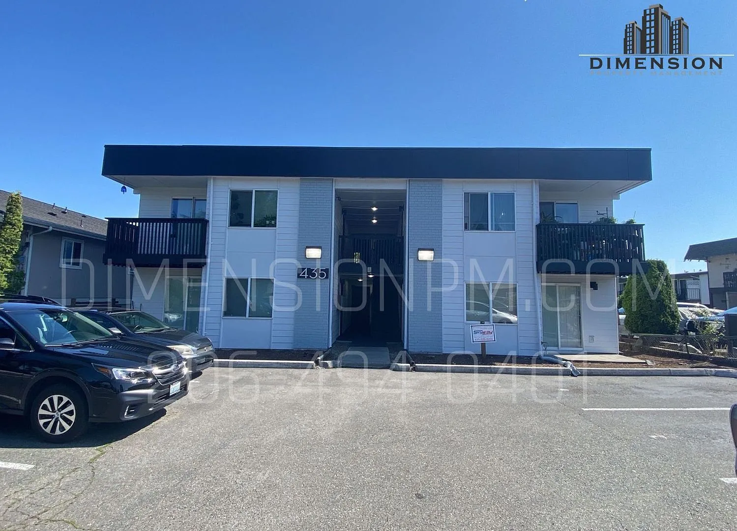 Centrally Located Apartments in Burien! — Photo 2