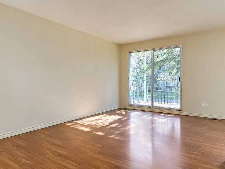 130 Mount Pleasant Dr #1 — Photo 10