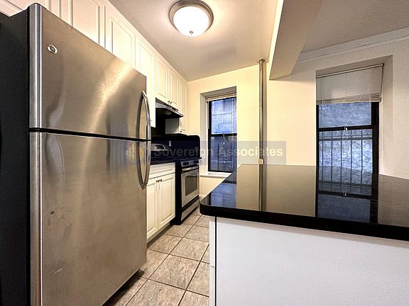 4th image of 105 Pinehurst Ave APT 7