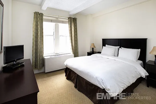 Sold by Empire State Properties | media 6