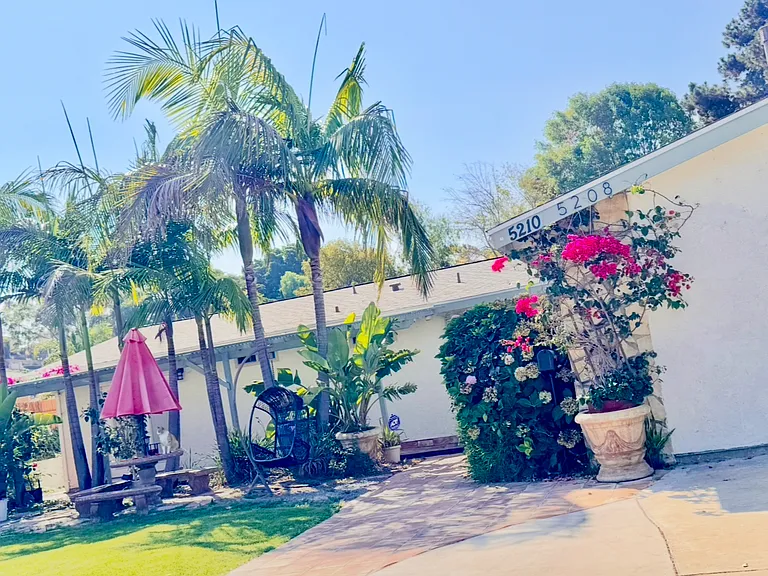 Glen Verde Dr — Photo 1