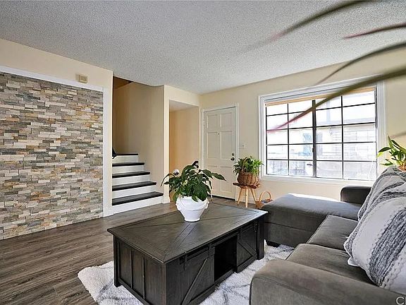 5th image of 21 California St Unit B