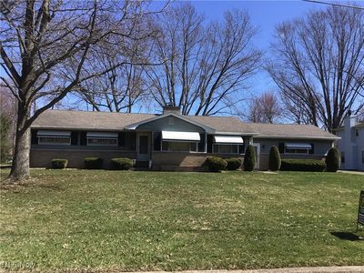 8121 Burgess Lake Dr, Poland, OH, 44514