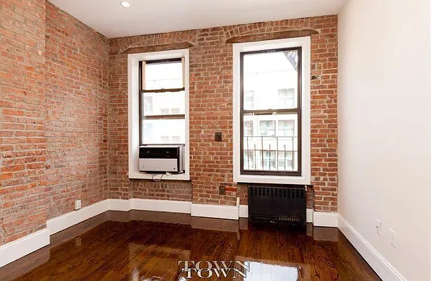 Rented by Town Residential | media 31