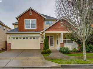579 NE Caden Ave, Hillsboro, OR 97124