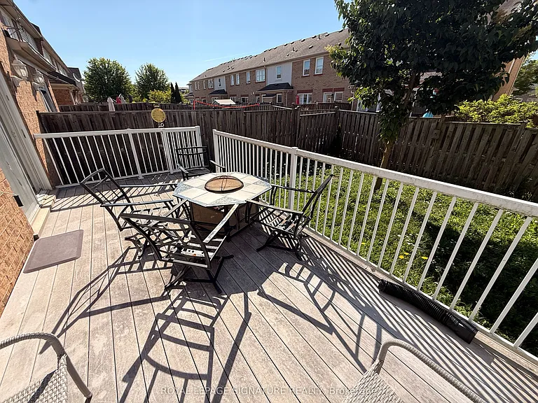 211 Chilcott Cres #MAIN 2ND FLOOR — Photo 28