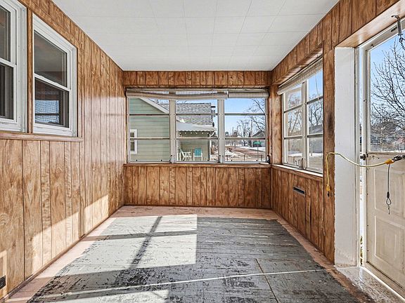 5th image of 607 W Ripley St