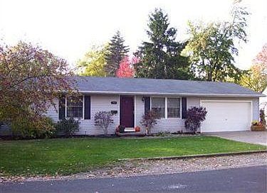 1st image of 142 Forest Blvd