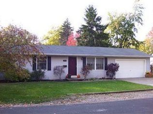 142 Forest Blvd, Avon Lake, OH