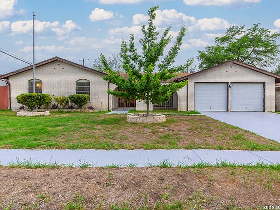 4th image of 5502 Aspen Valley St