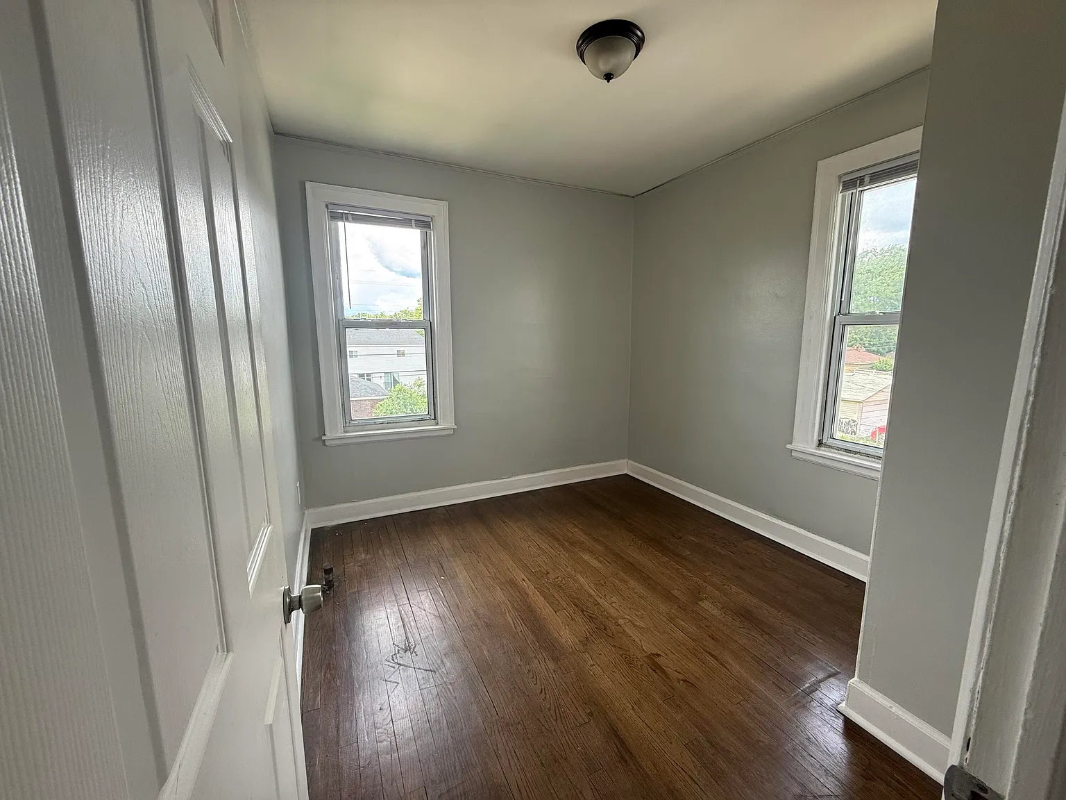 1 bed, 1.0 bath, 2255 sqft, $900 — Photo 3