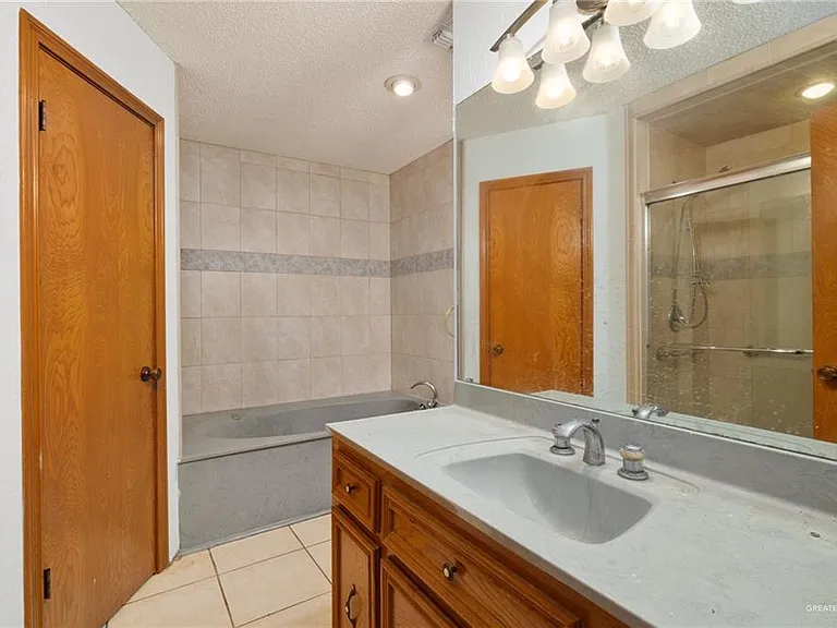 3808 N Cynthia St — Photo 10