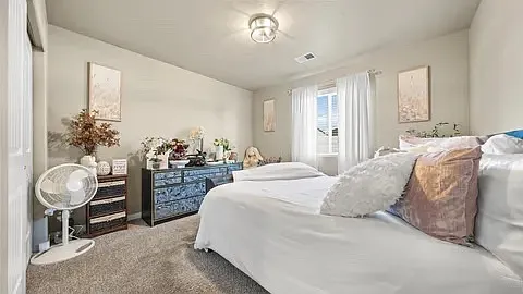 3 bed, 1201 sqft, $800 — Photo 3
