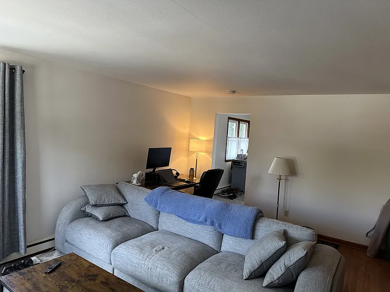 1009 Haywood Dr #C — Photo 10