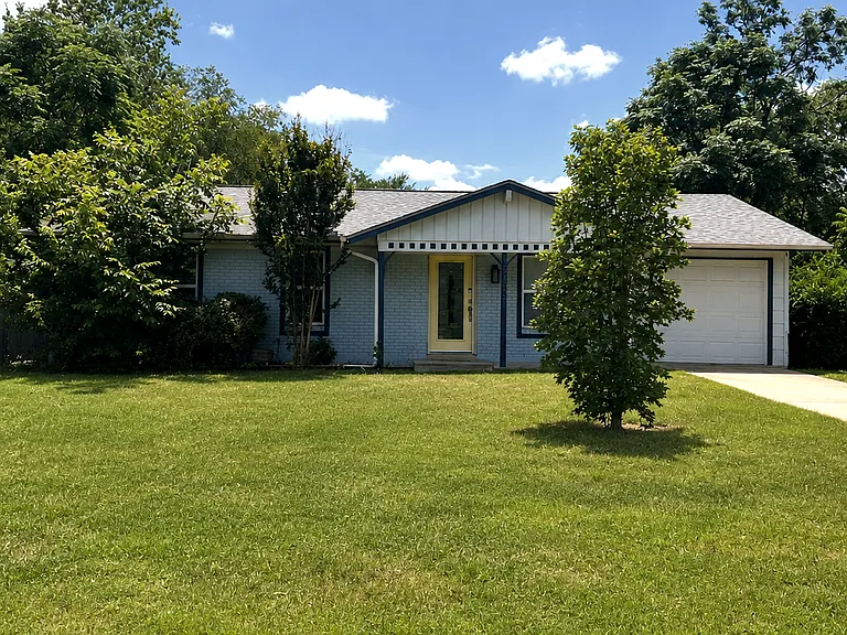 Wordsworth Dr — Photo 1
