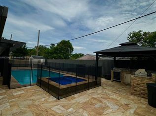 1430 NW 183rd St, Miami Gardens, FL 33169