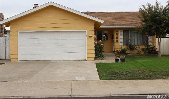 2nd image of 2306 Klamath Ct