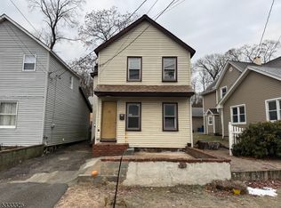 83 Arch St, Butler, NJ 07405