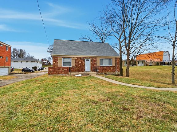 2nd image of 2937 Blue Rock Rd