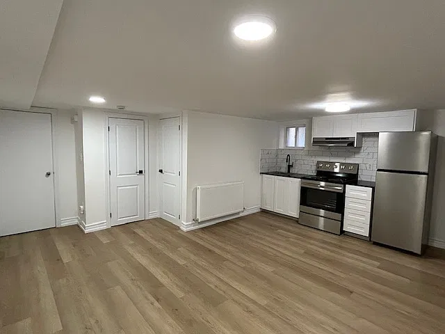 1 bed, 700 sqft, $1,500 — Photo 3