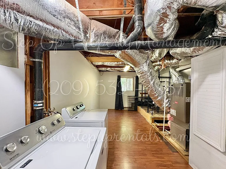 22400 Broken Bough Ln — Photo 22