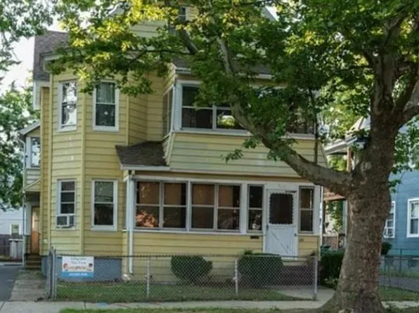20 Alderman St Floor 1, Springfield, MA 01108
