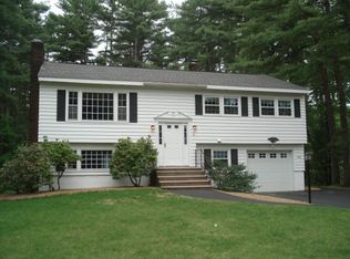 8 Tokanel Rd, Windham, NH 03087