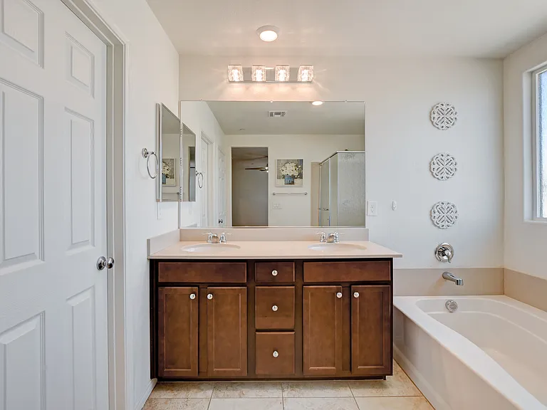 6458 Blue Ember Ave — Photo 33