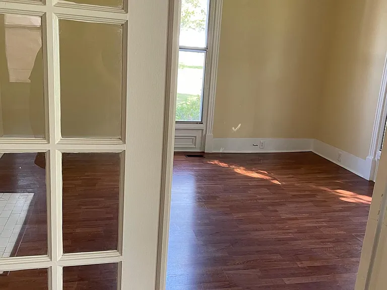 111 Maple St — Photo 8