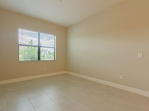 3rd image of 11911 Lakewood Preserve Pl