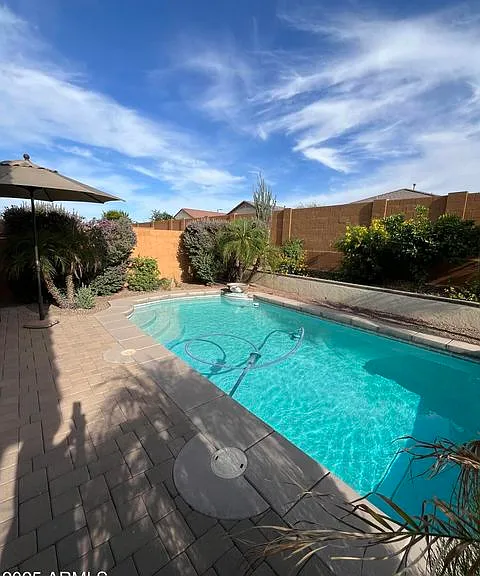 26087 W Tonto Ln — Photo 30