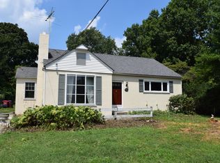 215 S Trooper Rd, Eagleville, PA 19403