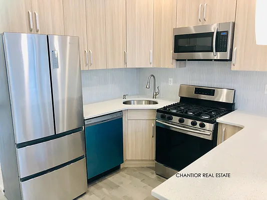 Rented by Chantior Real Estate LLC | media 1