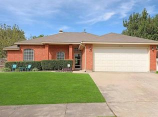 3741 Corn Valley Rd, Grand Prairie, TX 75052