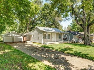 921 S Nettleton Ave, Springfield, MO 65806