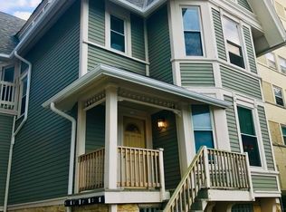 1115 E Knapp St APT 3, Milwaukee, WI 53202