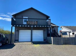 1295 Channel Ave SW, Ocean Shores, WA 98569