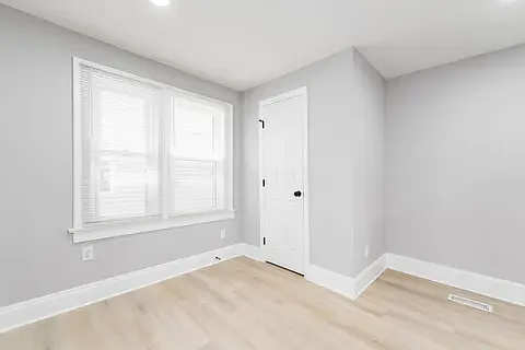 271 S Terrace Ave — Photo 15