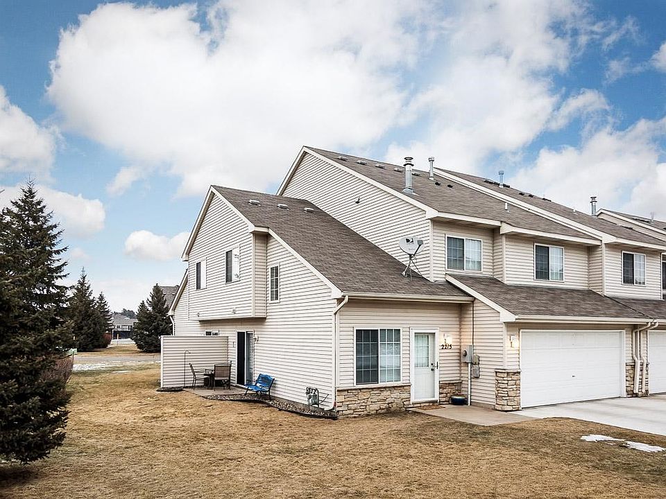 1st image of 2215 Cascade Dr