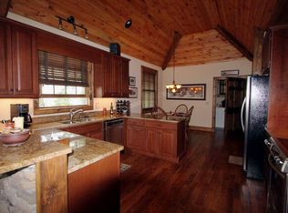 541 Rocky Top Trl, Seven Devils, NC 28604