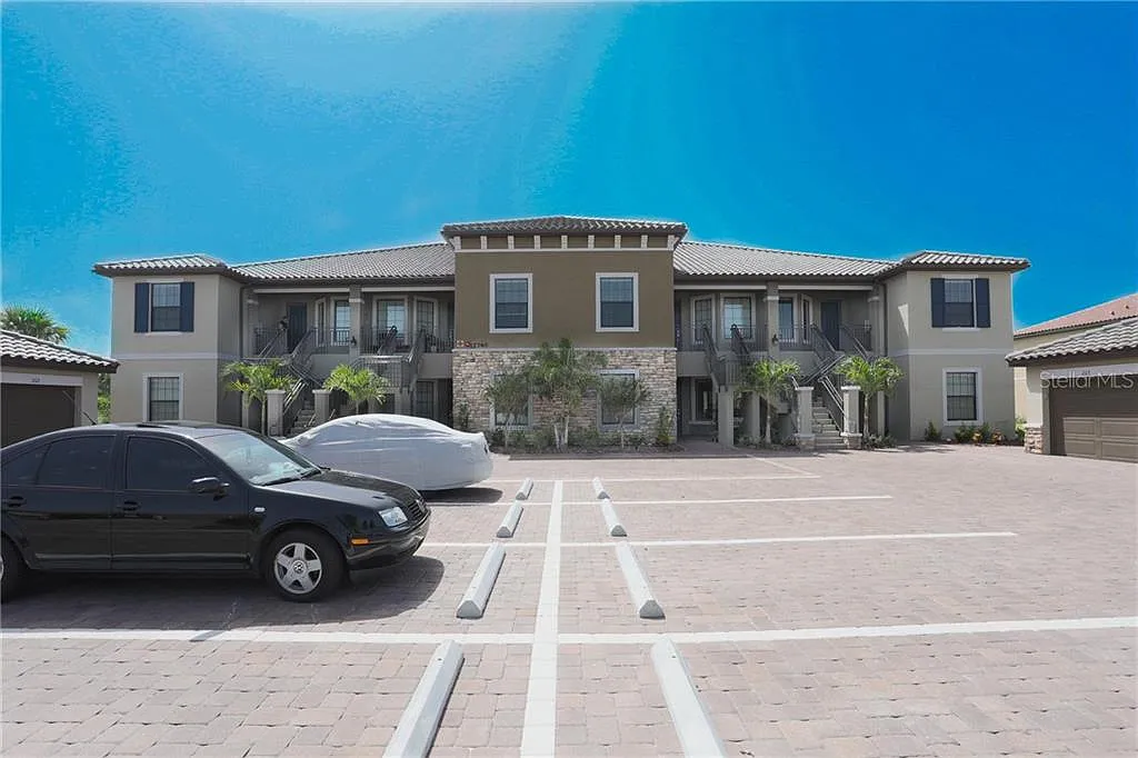 2 bed, 2.0 bath, 1616 sqft, $6,500 — Photo 1