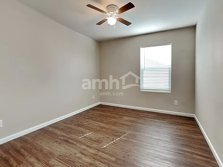 945 Riggs Dr E — Photo 20