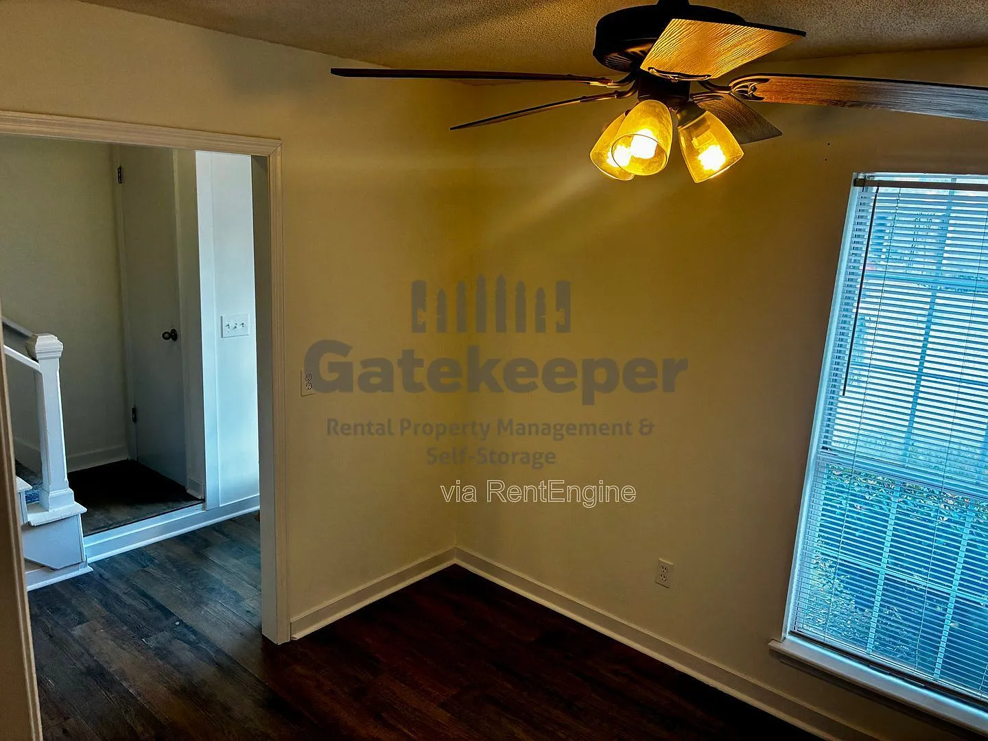 3 bed, 1.5 bath, 1400 sqft, $1,695 — Photo 3