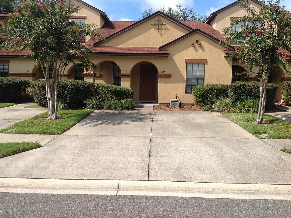 1st image of 749 Ginger Mill Dr