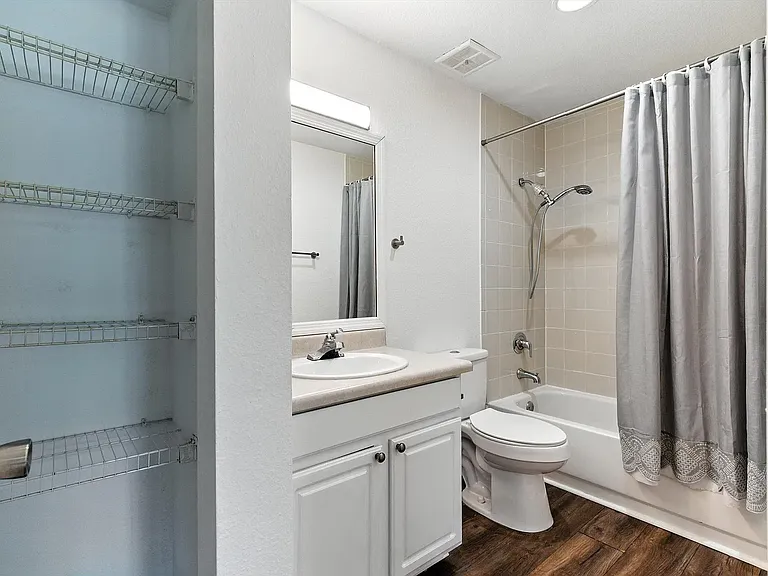 1481 Center Street Ext #302 — Photo 8
