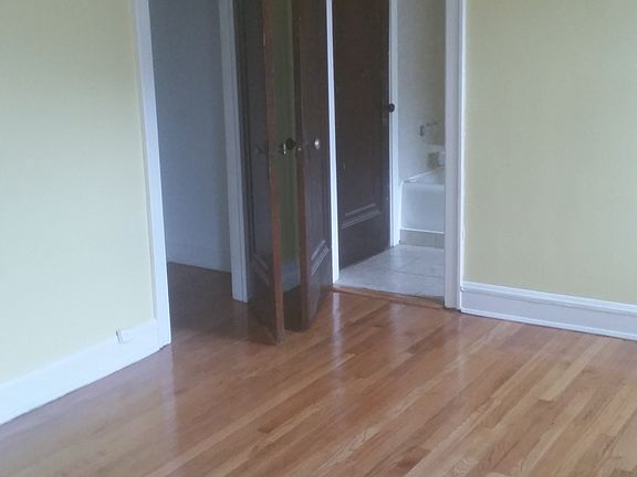 4th image of 8134 S Saginaw Ave #3