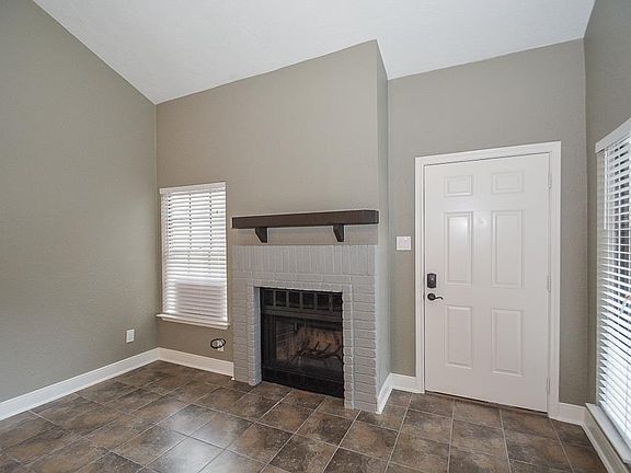 4th image of 2711 Grants Lake Blvd APT 181