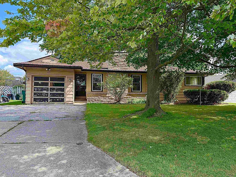 1st image of 602 Webb Dr